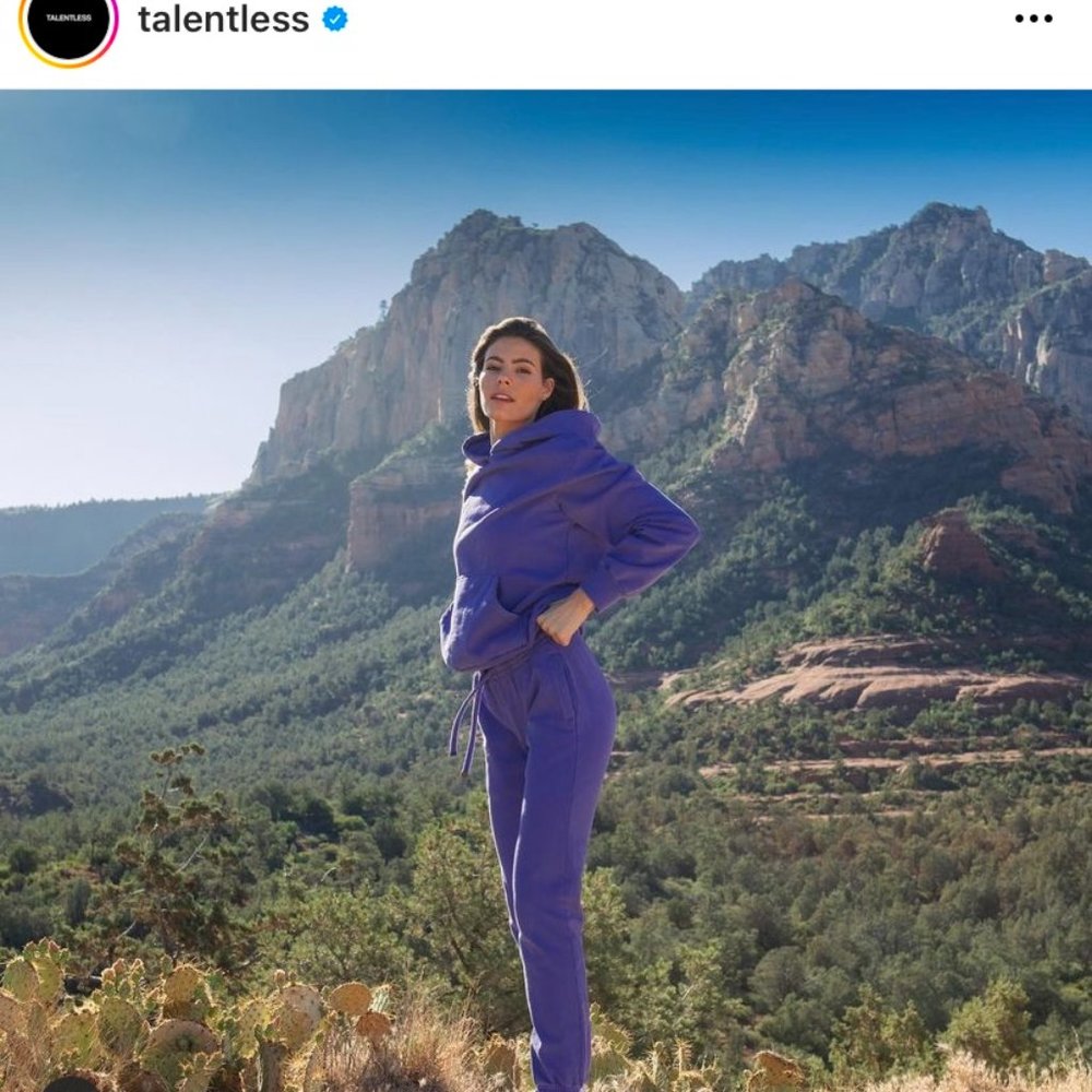 TALENTLESS Violet 'Sedona' Hoodie